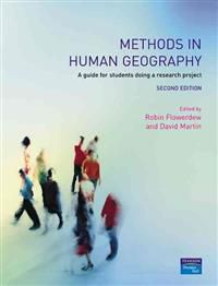 Bokomslag for "Methods in Human Geography" pocketutgave av Pearson, med kart og forskningsillustrasjoner.