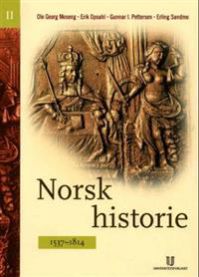 Bokomslag for Norsk historie II: 1537-1814, en historiebok utgitt av Universitetsforlaget, viser et gammelt kart og norske symboler