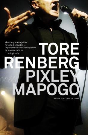 Bok om Pixley Mapogo, roman, utstilt på en åpen bokhylle med andre bøker, tydelig tittel på forsiden.
