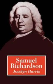 Bok av Samuel Richardson i pocketutgave, utstilt på en hylle med annen litteratur, viser tittelen tydelig på forsiden.