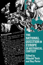 Bokomslag for "The National Question in Europe in Historical Context" historie av Cambridge University Press, illustrert med europeisk kart.