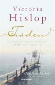 Innbundet bok med tittelen Tråden av Schibsted, viser forsiden med tittel og design, om kvalifikatorer og tidsperioder.