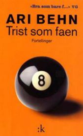 Kolon Trist som faen pocket roman, åpen side med illustrasjon og tekst, viser en melankolsk scene i boken