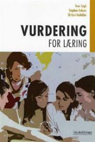 Bilde av vurdering for læring i pedagogikk, utgitt av Høyskoleforlaget, viser en bok med fokus på vurderingsmetoder i utdanning.