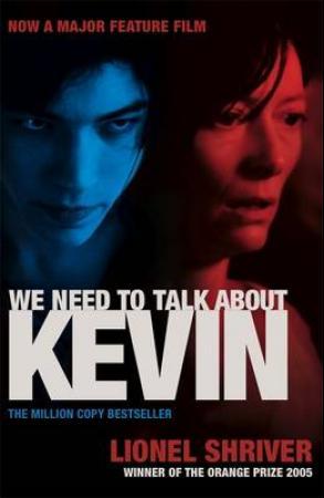 Diverse pocketutgave av "We Need to Talk About Kevin" av Vigmostad & Bjørke AS, bokomslag med tittel og design.